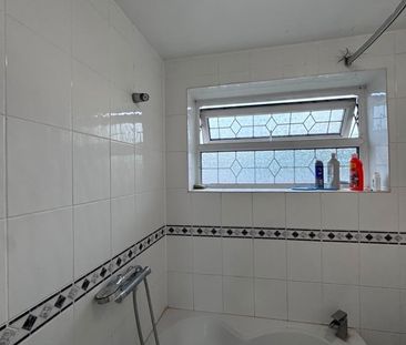 Room in a Shared House, Atherton Road, E7 - Photo 6