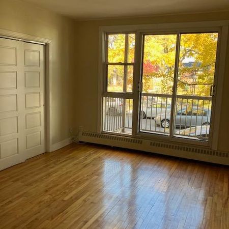 1 1/2 rénové à Dorval près des services - Photo 3