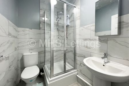 18 Royal Park Grove, Leeds, LS6 1HQ - Photo 4