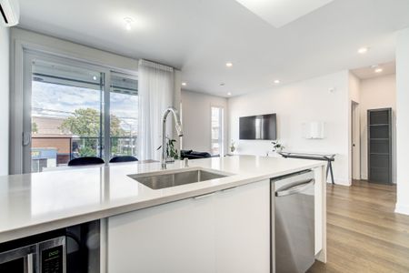 185 16e Avenue, #203 - Photo 3