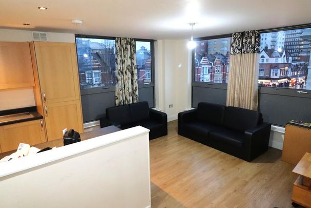 2 bedroom flat to rent - Photo 1