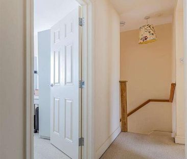 Groesfaen, Pontyclun, CF72 - Photo 3