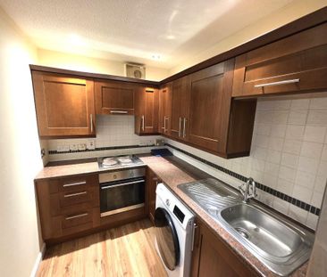 1 bedroom flat to rent - Photo 2