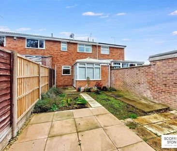 The Hays, Hatton, DE65 - Photo 1