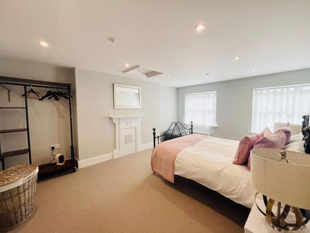 5 bedroom terraced house to rent - Photo 5