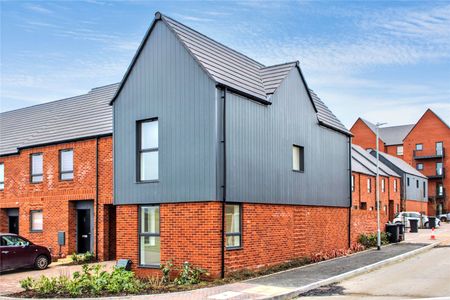 3 bedroom house to rent Elder Drive, Houghton Regis, Dunstable, Bedfordshire, LU5 - Photo 3