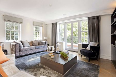 Luxury two bedroom apartment with communal gym and gardens situated just 0.9 of a mile from Oxshott station. - Photo 3