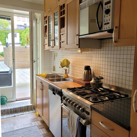 Stor lägenhet med centralt läge - Foto 4