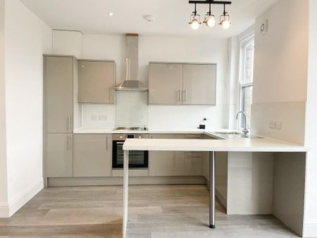 2 bedroom apartment to rent - Photo 5