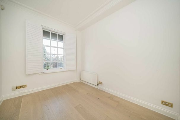 Kew Foot Road - Photo 1