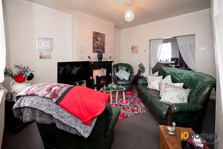 2 bedroom terraced house to rent - Photo 3