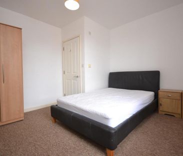 Goldsmid Road, Reading, Berkshire - Photo 1