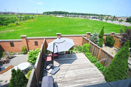 For Lease - 12 Coastline Drive, Brampton, Ontario - Photo 2