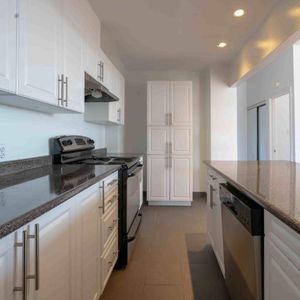 2 CH - 1 SDB - St-Laurent - $1,695 /mo - Photo 2