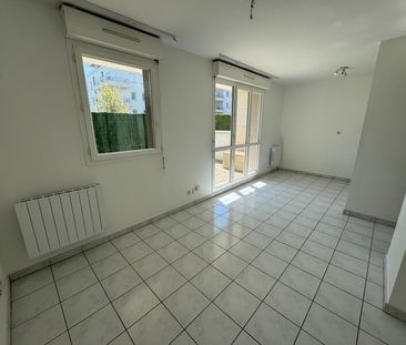 Location Appartement 1 pièce 26m² ST JEAN DE BRAYE 45800 - Photo 3