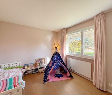 Magnifique villa 6p / 4 CHB + bureau / Jardin avec piscine - Photo 1