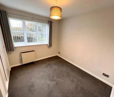 Anderton Road, Aldermans Green, Coventry - Photo 1
