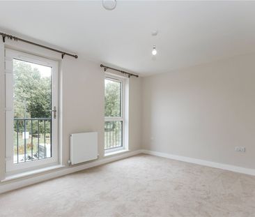 Mina Park Crescent, - Photo 3