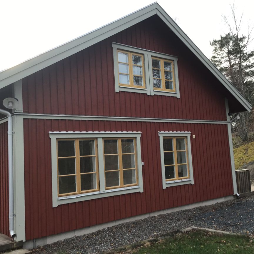 Bergsvägen, Sköldinge - Foto 1