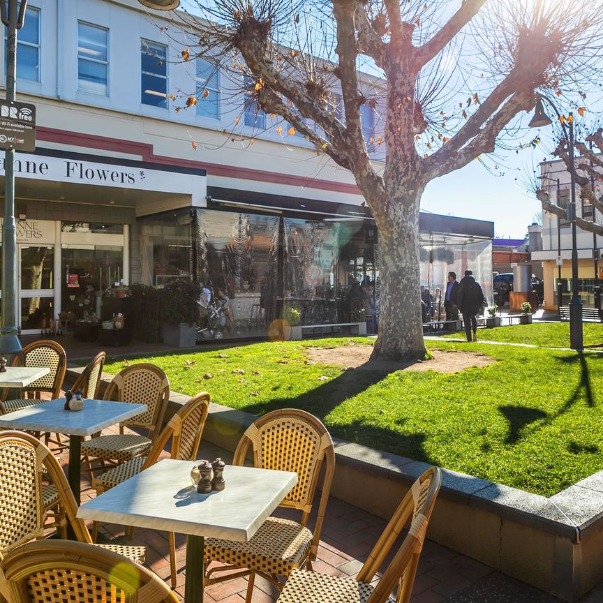 Spacious Kingston Living - Photo 1