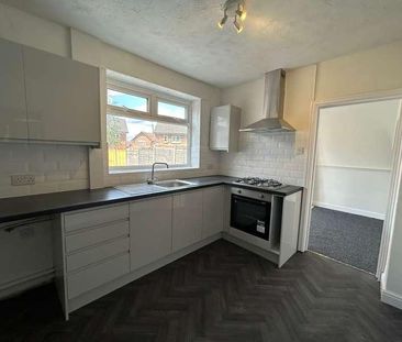 Lynside Walk, Manchester, M22 - Photo 4