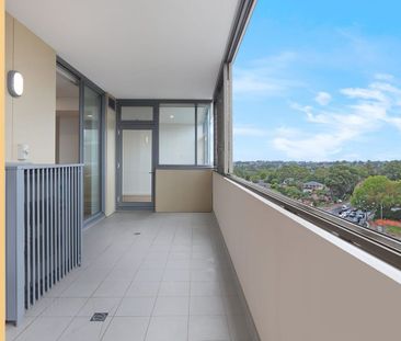 Spacious 1 Bedroom with Study Desk and Parking! - Photo 2