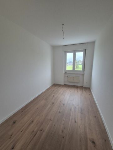 Recently renovated 5.5-room apartment in Langenthal - Photo 3