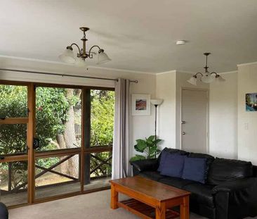 Privately situated 3 bedroom home. - Photo 2
