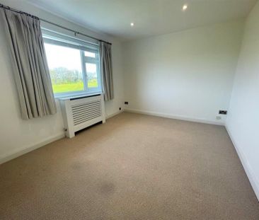 5 Bedroom Detached To Let - Photo 5