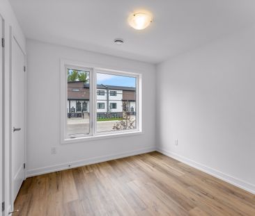 For Lease - 4263 Fourth Avenue Unit# 622, Niagara Falls, Ontario - Photo 1