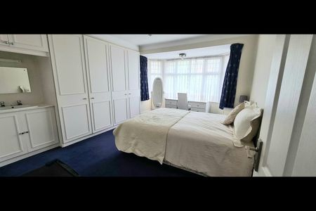 Room in a Shared House, Woodcock Hill, HA3 - Photo 2
