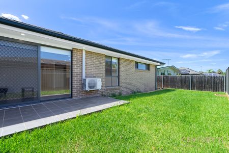 Combing Modern Design & Comfort! - Photo 2