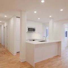 2 rooms apartment of 75m² in Montreal - Photo 2