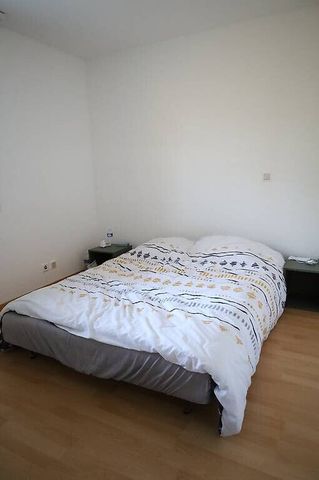 Appartement 6,5 en duplex avec jardin 2 775.- par mois - Foto 4