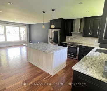 3082 Lindenlea Drive #MAIN FLOOR - Photo 4