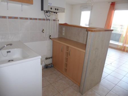 Location Appartement 2 pièces 45m² AUBENAS 07200 - Photo 4