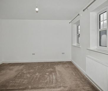 2 bedroom semi-detached house to rent - Photo 3