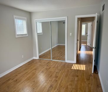 For Lease - 23 Robert Street, Wasaga Beach, Ontario - Photo 5