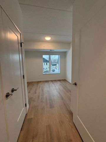 For Lease - 351 Hill Street Unit# 220, London East, Ontario - Photo 2