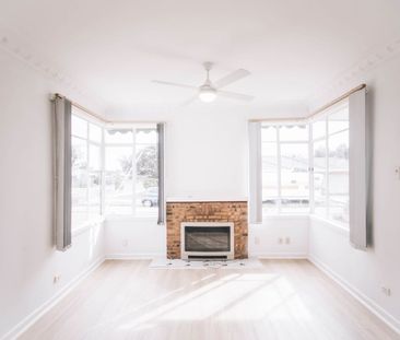 4 Huntington Street: Modernized Comfort Near Schools and Shops - Photo 3