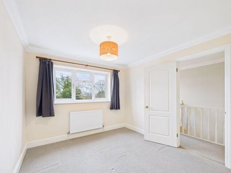 5 bedroom detached house to rent - Photo 4