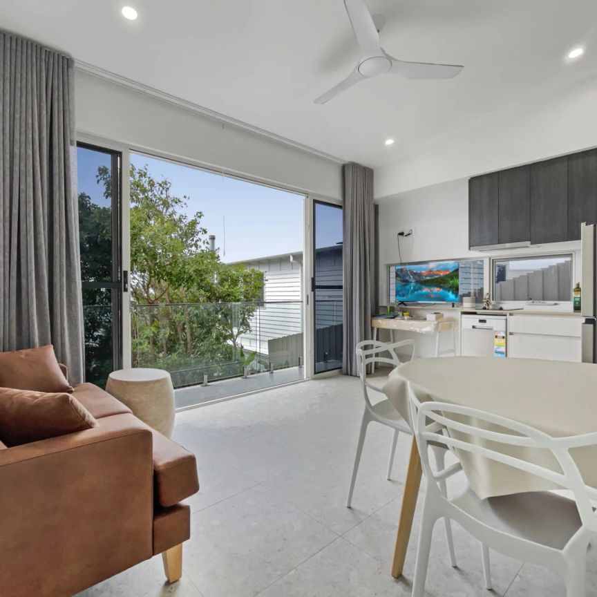 Self-Contained Recently New Granny Flat - Photo 1