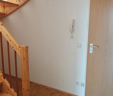 Lichtdurchflutete 2-Zimmer-Maisonette mit Einbauküche und Balkon direkt an der TU Dresden! - Foto 3