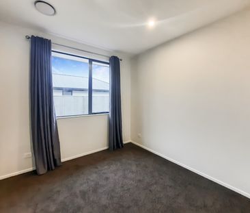 16 Tara Crescent, Ravenswood 7691 - Photo 5