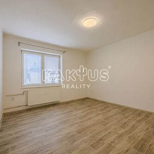 Pronájem bytu 1+1 na ulici J. Švermy, Frýdek - Místek - Photo 1