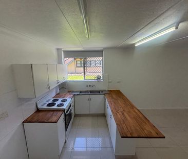 Southport CBD unit right near the broadwater - Photo 6