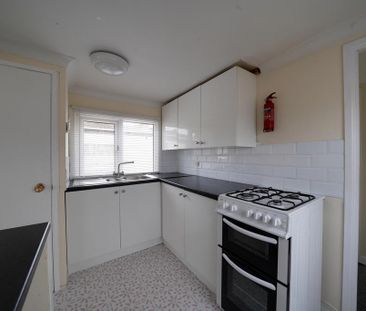 1 bedroom detached house to rent - Photo 2