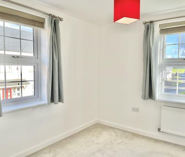 4 bedroom detached house to rent - Photo 3