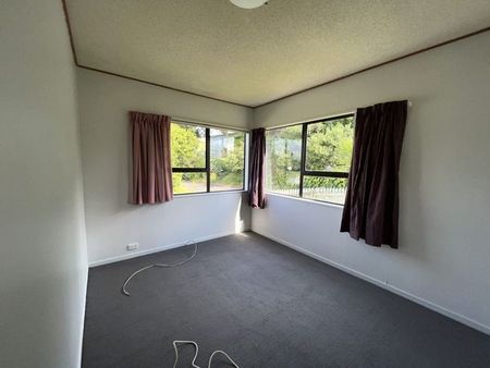 3 bedroom house with ensuit - Photo 4