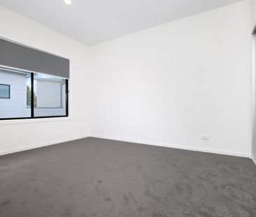 3/2-4 Finlayson Street, Wollongong, NSW 2500 - Photo 2